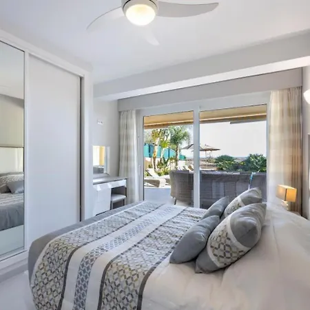 Luxury Villa With Sea Views, Private Pool & Jacuzzi Dom wakacyjny Lagos