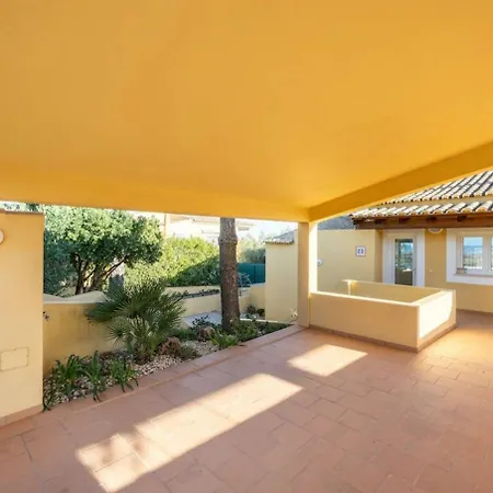 Luxury Villa With Sea Views, Private Pool & Jacuzzi Dom wakacyjny